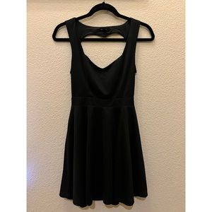 Miss Avenue | Black Dress with Heart Cut Out Back